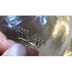 * Herpa Spare Parts 051927  Headlights compatible for all driving cabs (8 Sprues / 4 lights per Sprue / Total of 32 Lights