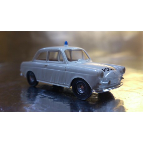 Brekina 26101 VW 1500 White Police Vehicle / Polizei