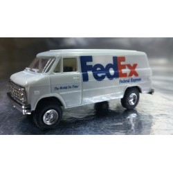 Trident 90103 FedEx Delivery Vehicle