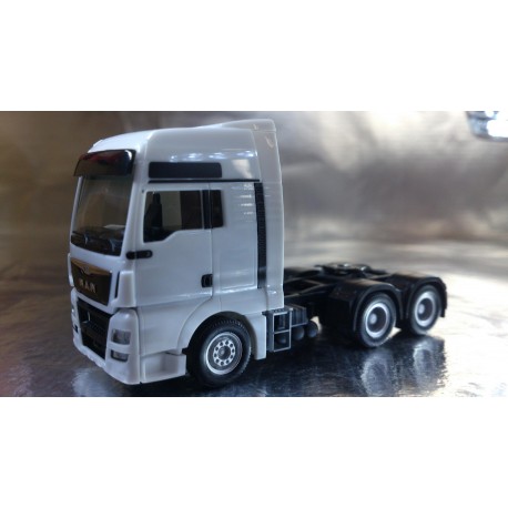 Herpa 083157 MAN TGX 680 Tractor Chassis – 1:87 H0 Scale Model Truck – New In Original Packaging, Made In Germany