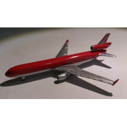 * Herpa Wings 570312 McDonell Douglas MD-11