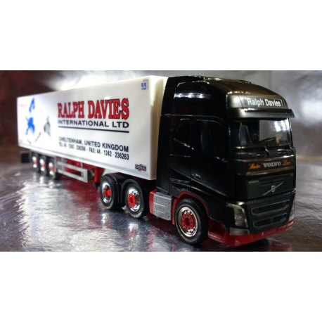 Herpa Trucks 305778  Volvo FH GL XL refrigerated box semitrailer "Ralph Davies" (GB)