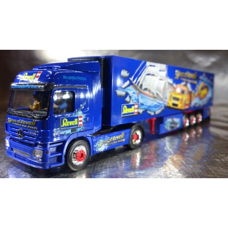 * Herpa Trucks 120883  Mercedes-Benz Actros L 02 refrigerated box semitrailer "50th anniversary of Revell"