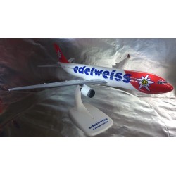 * Herpa Wings Snapfit 610360  Edelweiss Air A330-200