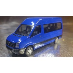 * Herpa Trucks 049948-002  VW Crafter high roof, ultramarin blue