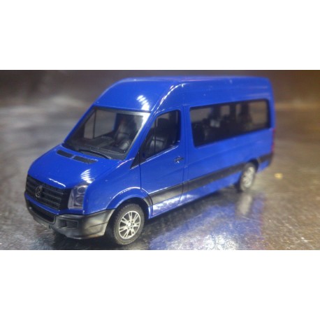 * Herpa Trucks 049948-002  VW Crafter high roof, ultramarin blue
