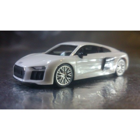 Herpa Cars 028516  Audi R8® V10 Plus, ibis white/blade black