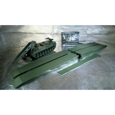 * Herpa Military 741965  Armoured Vehicle-launched Bridge Biber "Bundeswehr"