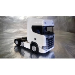 * Herpa Trucks 307543  Scania CS 20 HD 6x2 rigid tractor, white