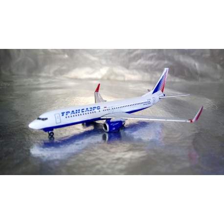 * Herpa Wings 527668  Transaero Airlines Boeing 737-800