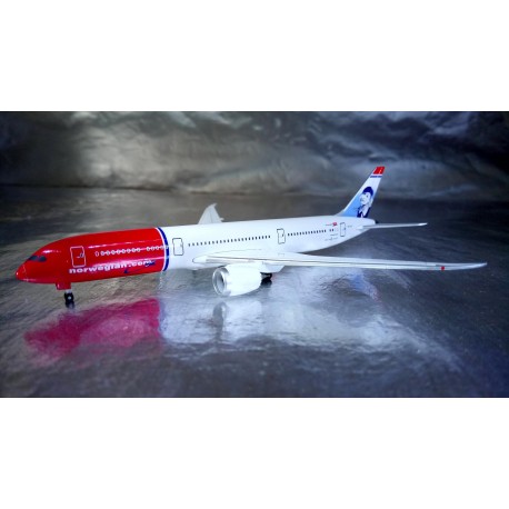 * Herpa Wings 530170 Norwegian Boeing 787-9 Dreamliner EI-LNI Greta Garbo