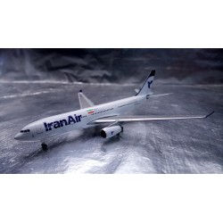 * Herpa Wings 530569 Iran Air Airbus A330-200 - EP-IJA