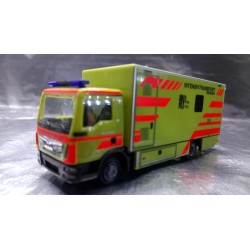 * Herpa Trucks  093347  MAN TGL box truck "Intensivtransport Dresden"