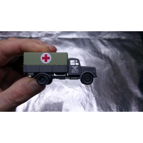 * Herpa Military 746052  Mercedes-Benz medical service truck "Deutsche Reichsbahn / Eisenbahnverwaltung"