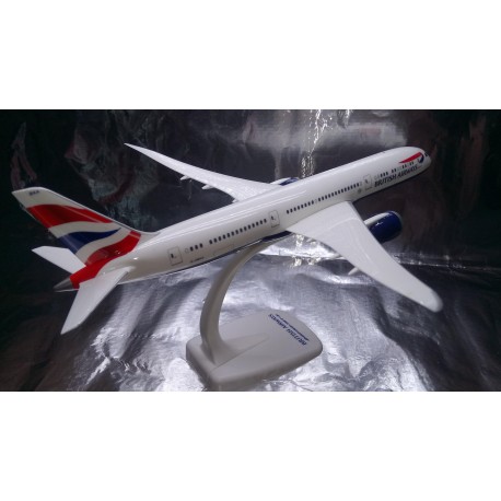 * Herpa Snap Fit 611572  British Airways Boeing 787-9 Dreamliner - G-ZBKA