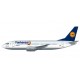 * Herpa Wings Snapfit 611220  Lufthansa "Fanhansa" Boeing 737-300