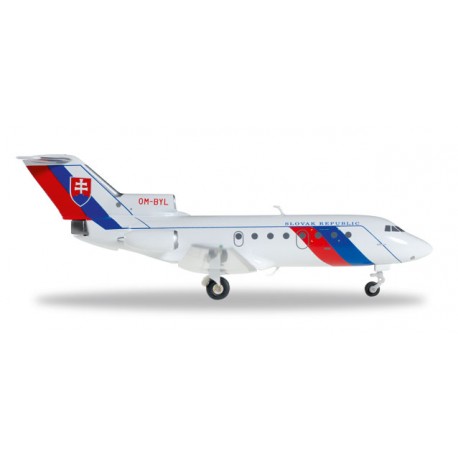 * Herpa Wings 557733  Slovak Air Force Yakovlev Yak-40