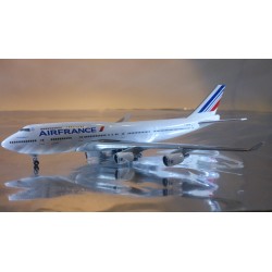 * Herpa Wings 523271-001  Air France Boeing 747-400 "Last Air France  747"7"