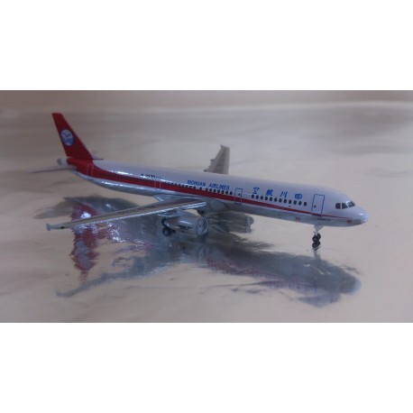 * Herpa Wings 508872  Sichuan Airlines Airbus A321