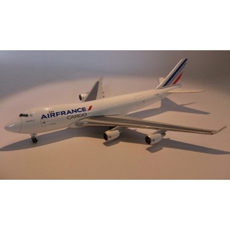 * Herpa Wings 523882  Air France Cargo Boeing 747-400F - F-GIVD